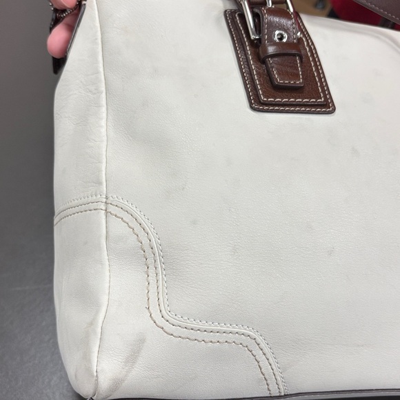 Used Coach Bucket Bag. Cream/ Brown - Picture 9 of 9